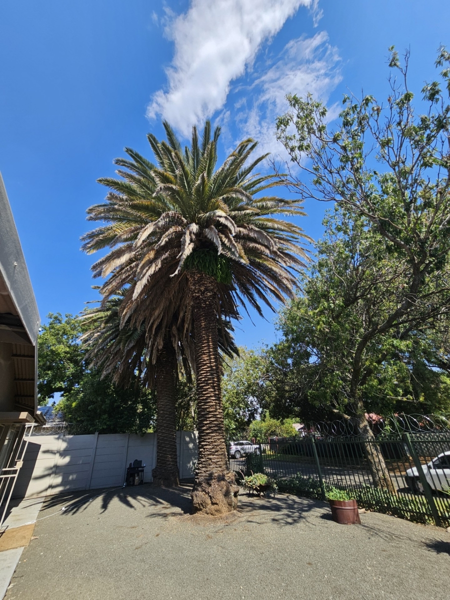 10 Bedroom Property for Sale in Brandwag Free State